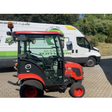 Kioti CS 2520 H mit Kabine & Zwischenachsmähwerk